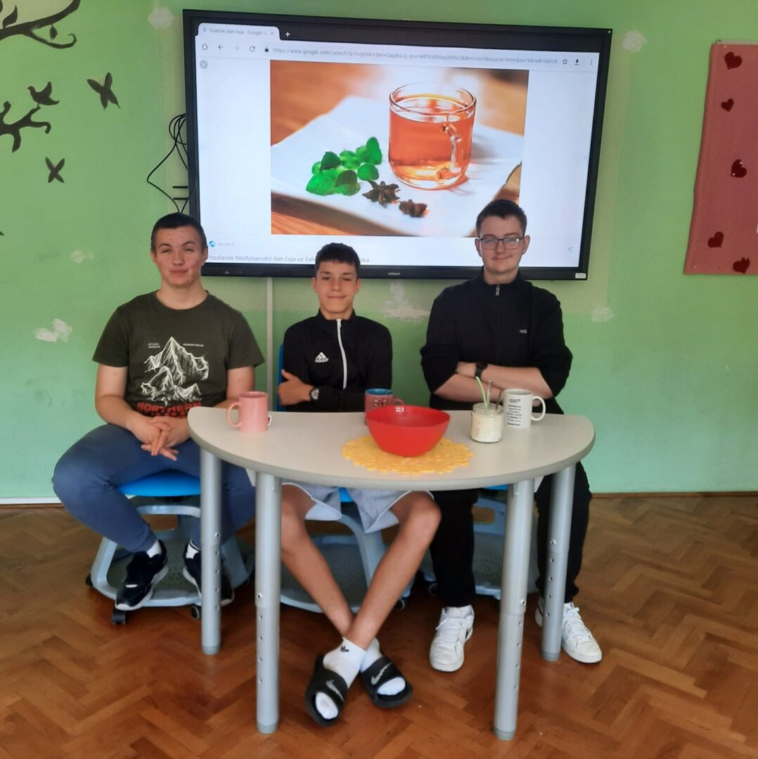 Osmaši (2018.- 2016.)